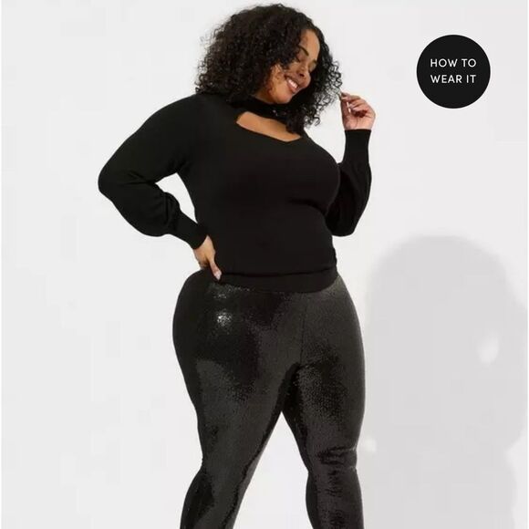 Torrid Fitted Pullover Mock Neck Sweater keyhole sexy Black Sweater 4X NWT goth! - Picture 4 of 11